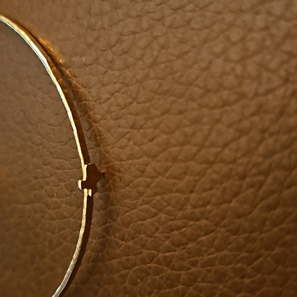 Dainty Hammered Thin Texas State Bracelet and Lapel Pin - Picture 3 of 5